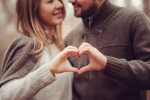 couple make a Heart with hands