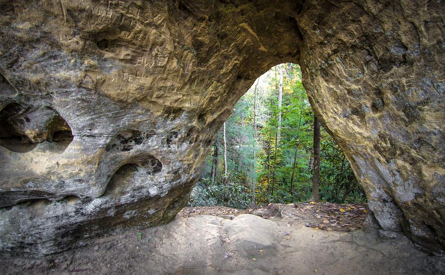 Visit these 6 Beautiful Kentucky State Parks This Spring
